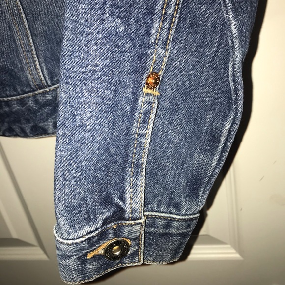 Vintage Guess Jean Jacket - Picture 5 of 8